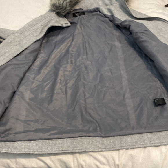 Fur Trimmed Coat - Picture 5 of 7